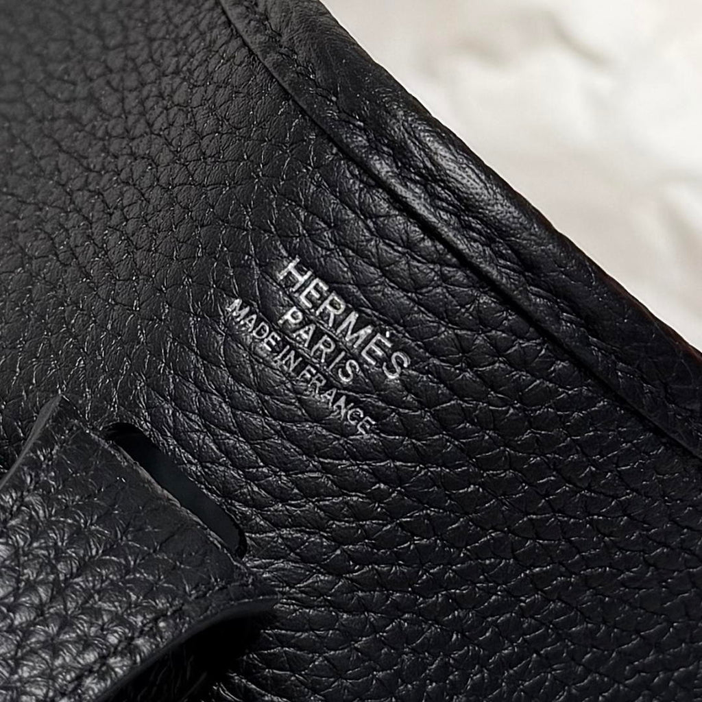 Hermes H083440 Evelyne 23  Clemence Leather Tc cow leather  Shoulder Bag