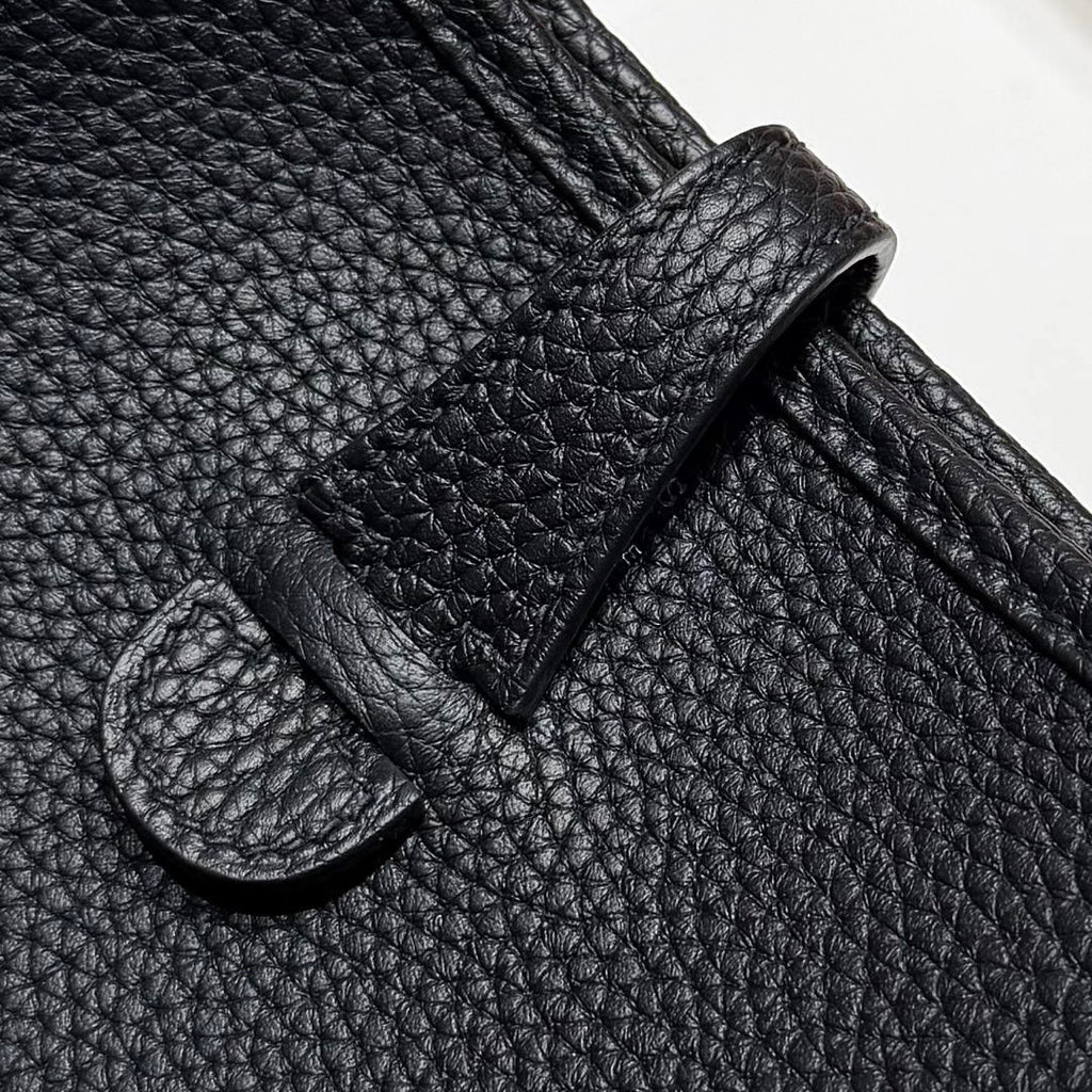 Hermes H083440 Evelyne 23  Clemence Leather Tc cow leather  Shoulder Bag