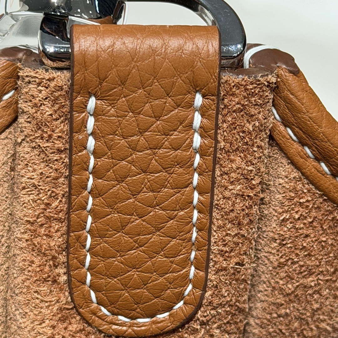 Hermes H083442  Evelyne 23  Clemence Leather Tc cow leather  Shoulder Bag