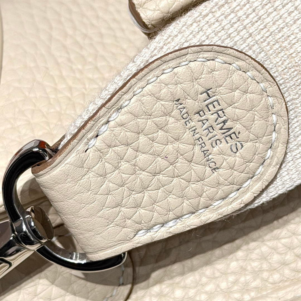 Hermes H083446 Evelyne 23  Clemence Leather Tc cow leather  Shoulder Bag