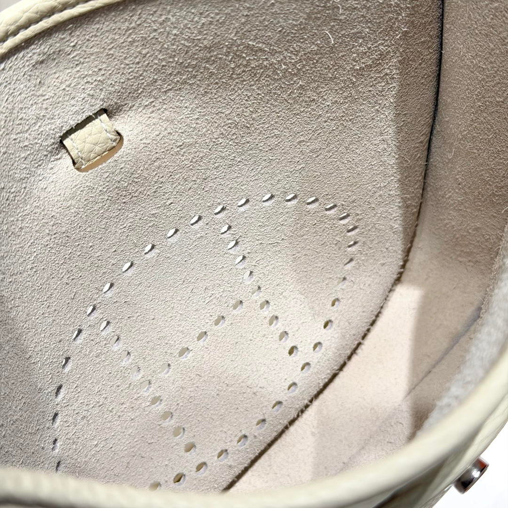 Hermes H083446 Evelyne 23  Clemence Leather Tc cow leather  Shoulder Bag