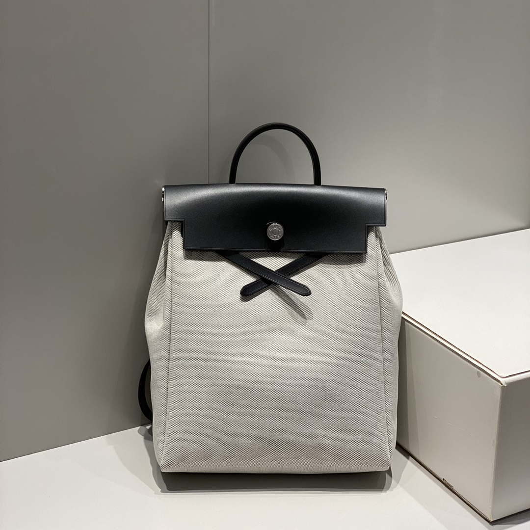 Hermes H084076CKAD A Dos Zip Retourne Herbag Backpack Toile Vache Hunter Ebene H60066