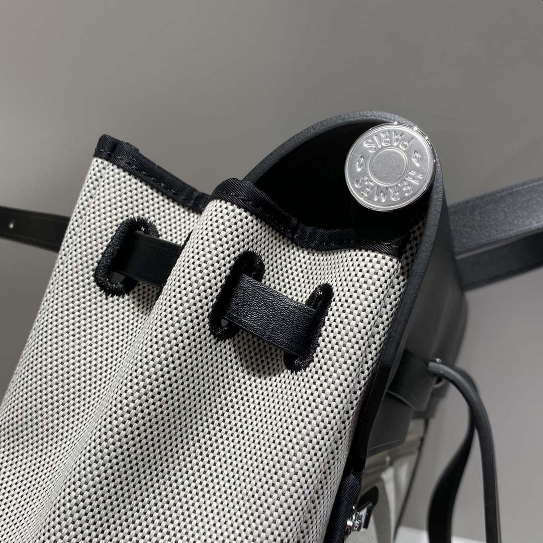 Hermes H084076CKAD A Dos Zip Retourne Herbag Backpack Toile Vache Hunter Ebene H60066 - Default Title - View 9