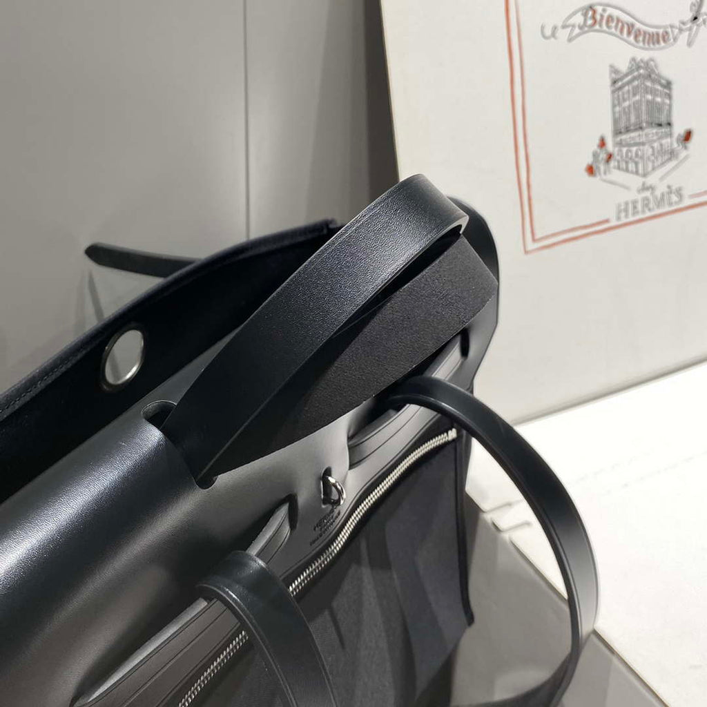 Hermes H084076CKAD A Dos Zip Retourne Herbag Backpack Toile Vache Hunter Ebene H60068