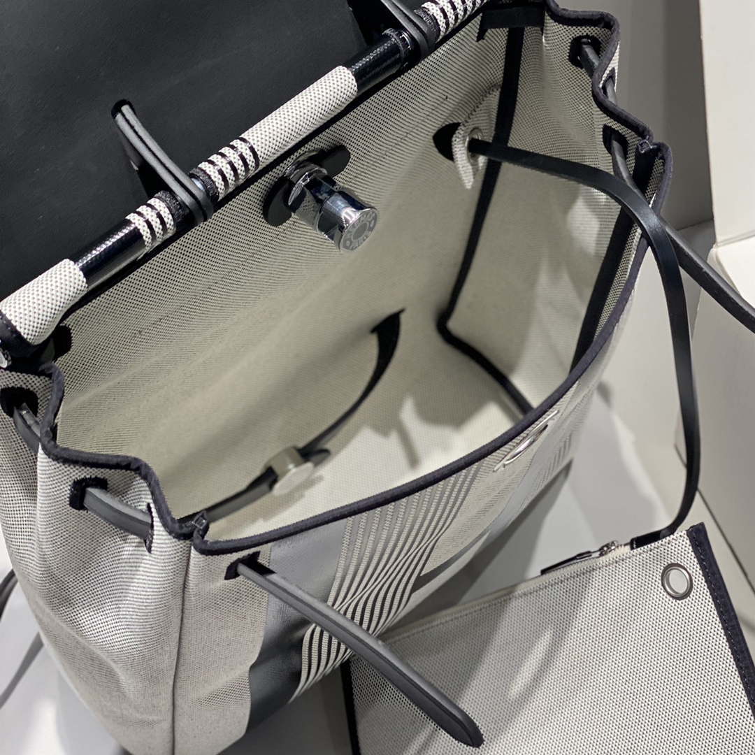 Hermes H084076CKAD A Dos Zip Retourne Herbag Backpack Toile Vache Hunter Ebene H60070 - Default Title - View 9