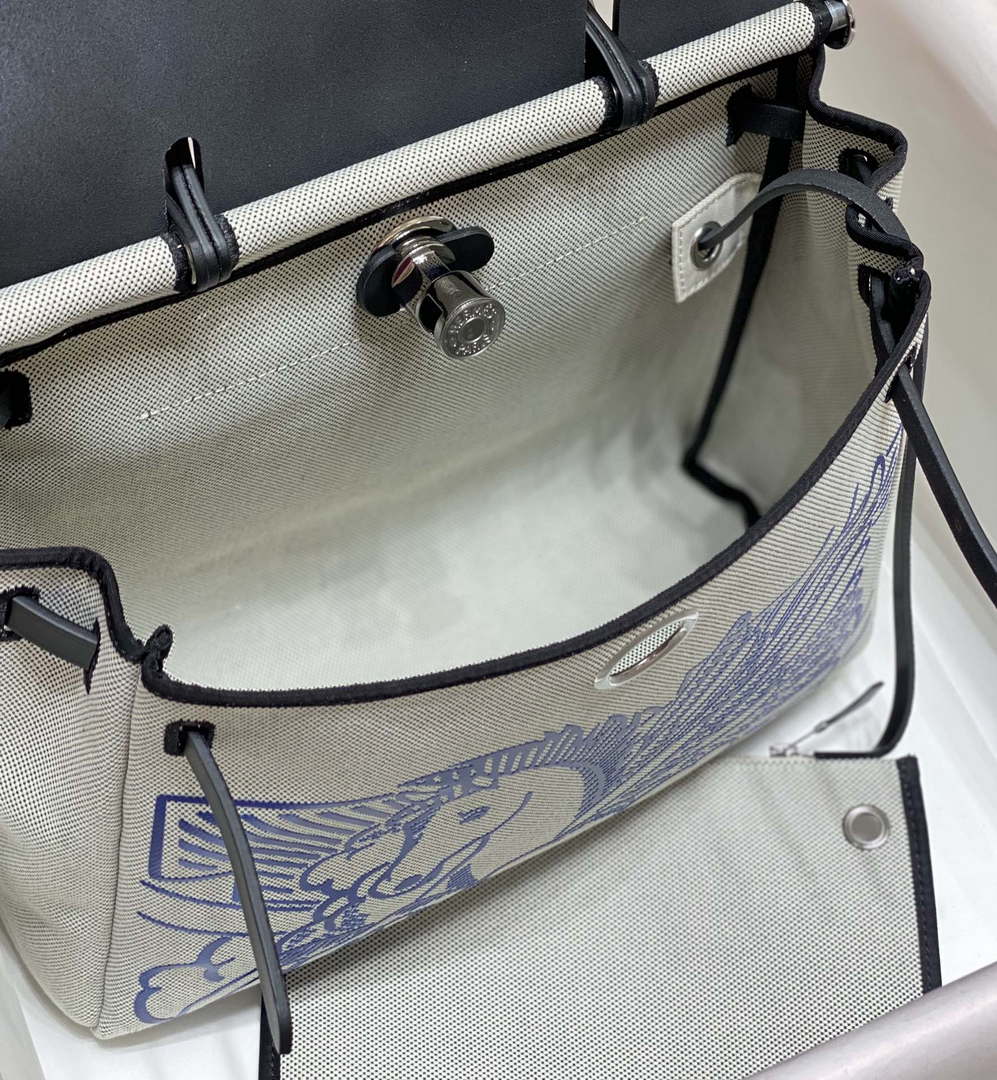 Hermes H084076CKAD Herbag Zip 31 Bag in Black Hunter Leather and Canvas H60045 - Default Title - View 9