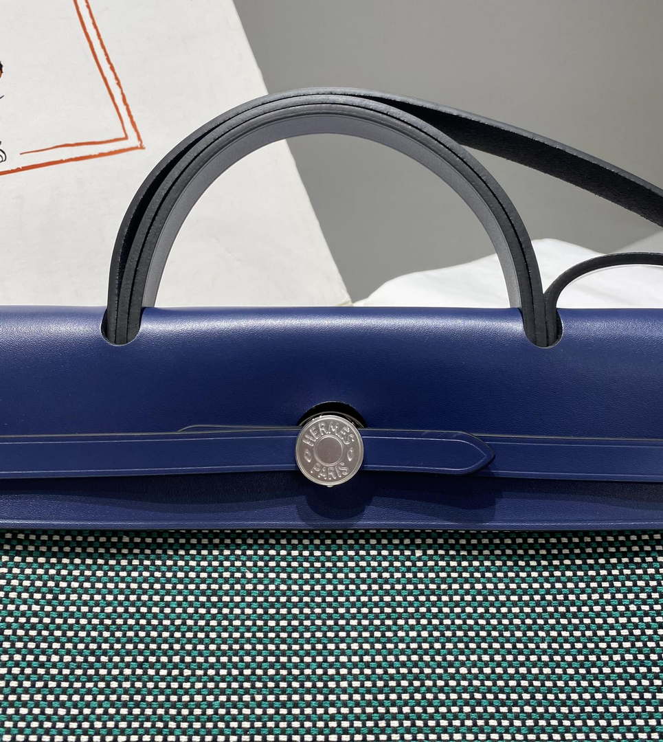 Hermes H084076CKAD Herbag Zip 31 Bag in Black Hunter Leather and Canvas H60057 - Default Title - View 5