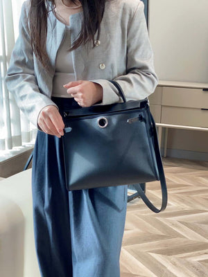 Hermes H084076CKAD Herbag Zip 31 Bag in Black Hunter Leather and Canvas H60058 - Default Title - View 1