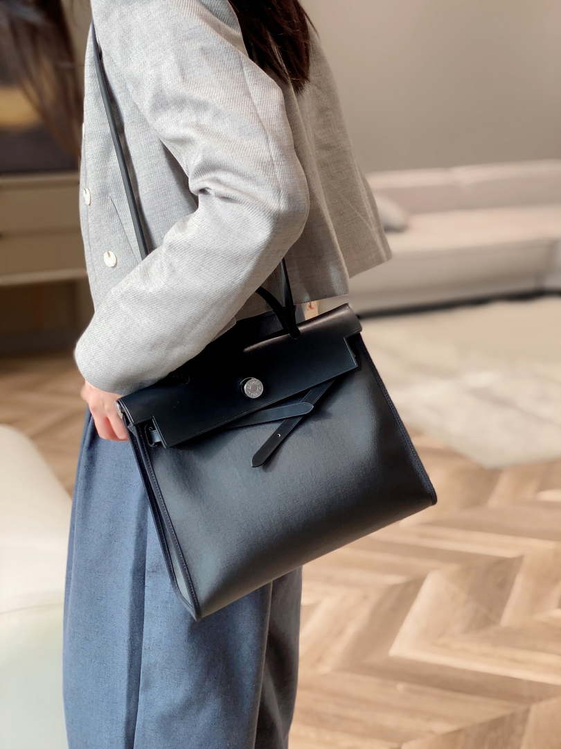 Hermes H084076CKAD Herbag Zip 31 Bag in Black Hunter Leather and Canvas H60058