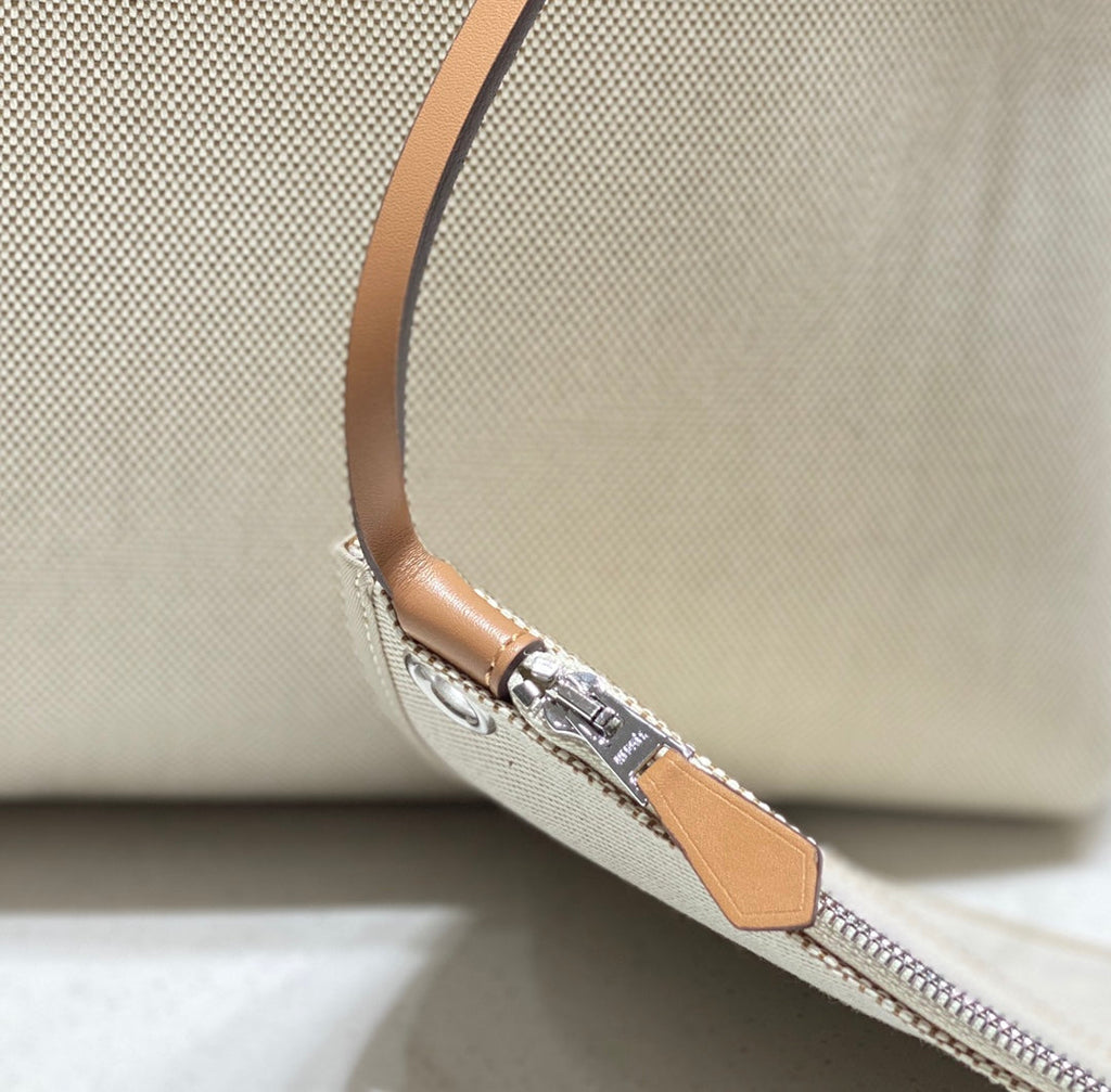 Hermes H084076CKAD Herbag Zip 31 Bag in Brown Hunter Leather and Canvas H60050