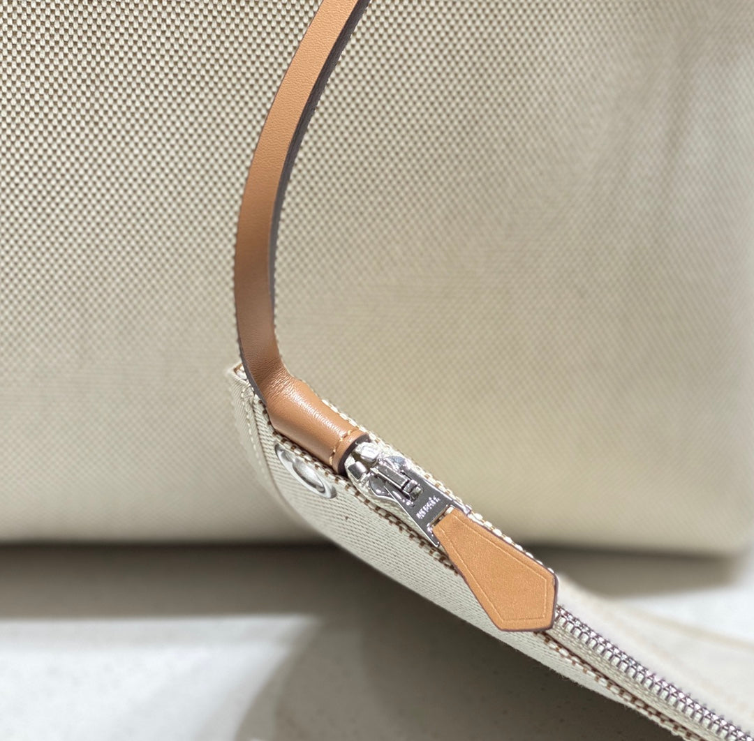 Hermes H084076CKAD Herbag Zip 31 Bag in Brown Hunter Leather and Canvas H60050
