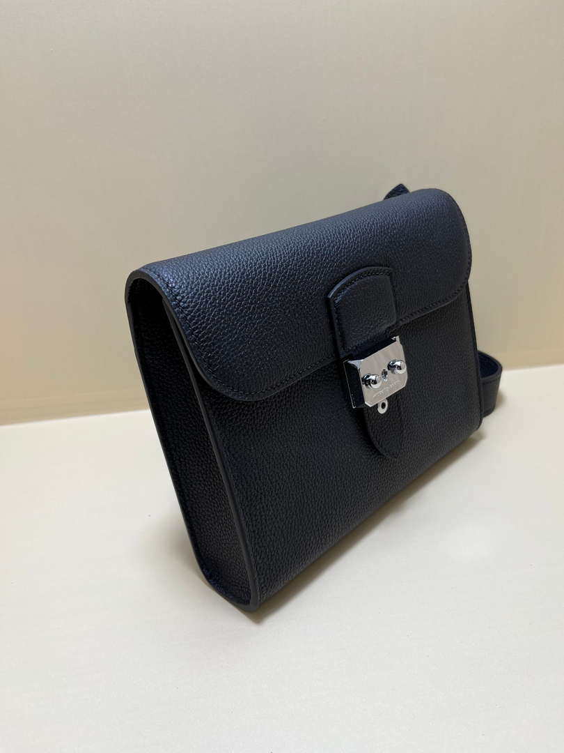 Hermes H084109CK18 SAC A Depeches Messager Shoulder Togo 21 bags Black
