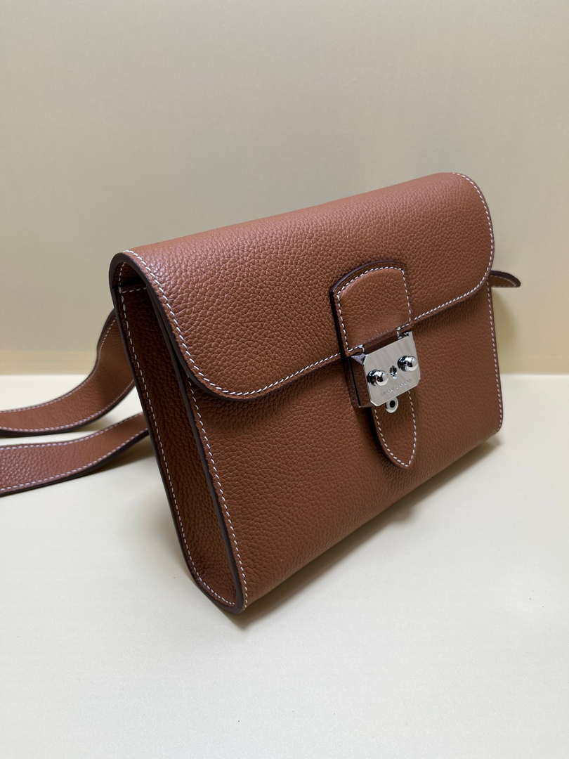 Hermes H084109CK18 SAC A Depeches Messager Shoulder Togo 21 bags Brown