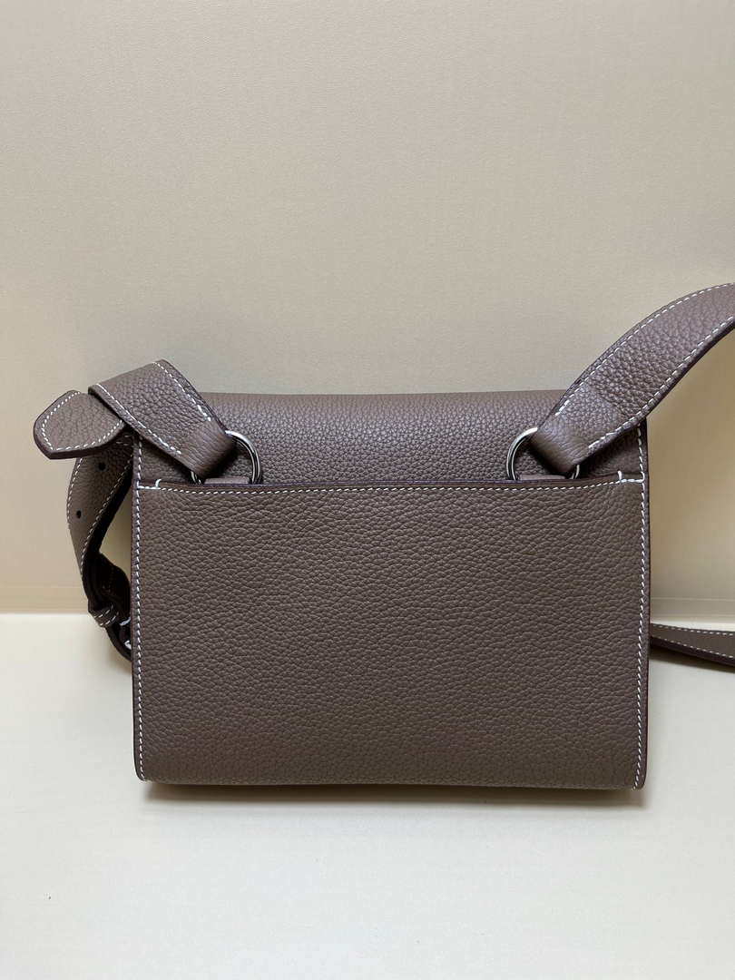 Hermes H084109CK18 SAC A Depeches Messager Shoulder Togo 21 bags Gray brown