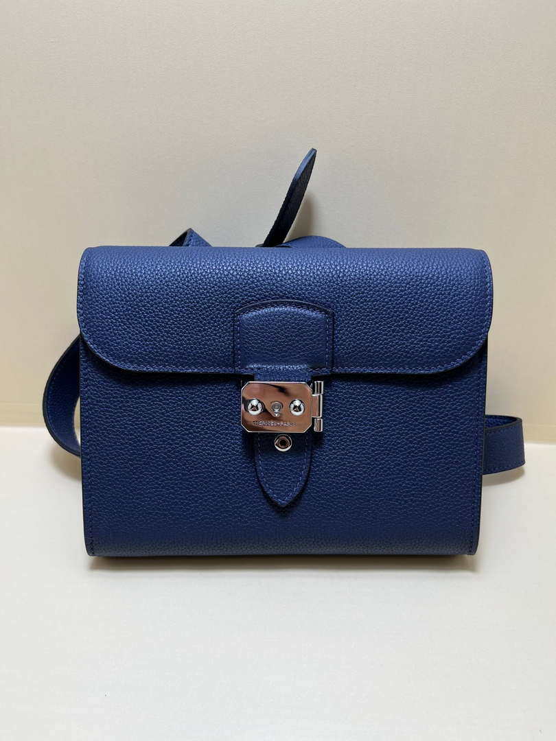 Hermes H084109CK18 SAC A Depeches Messager Shoulder Togo 21 bags Navy Blue
