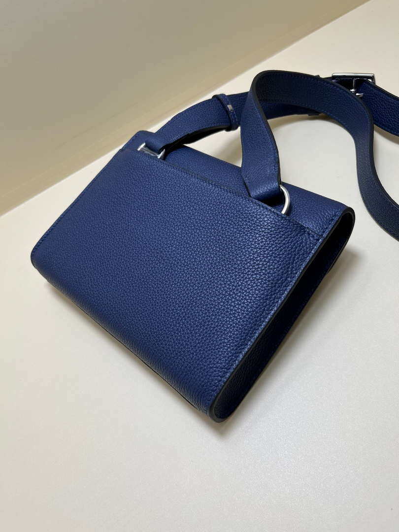 Hermes H084109CK18 SAC A Depeches Messager Shoulder Togo 21 bags Navy Blue - Default Title - View 5