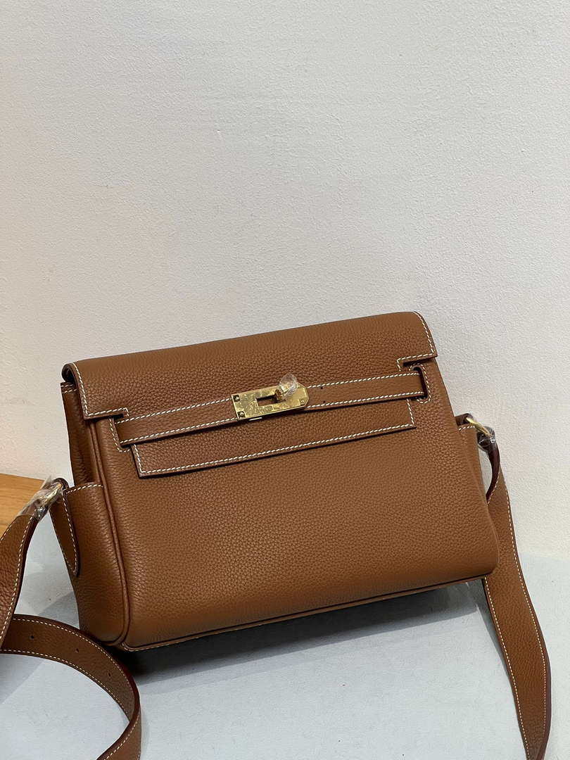 Hermes H084109CK25 Kelly Messager Shoulder Togo 25 bags Gold Brown