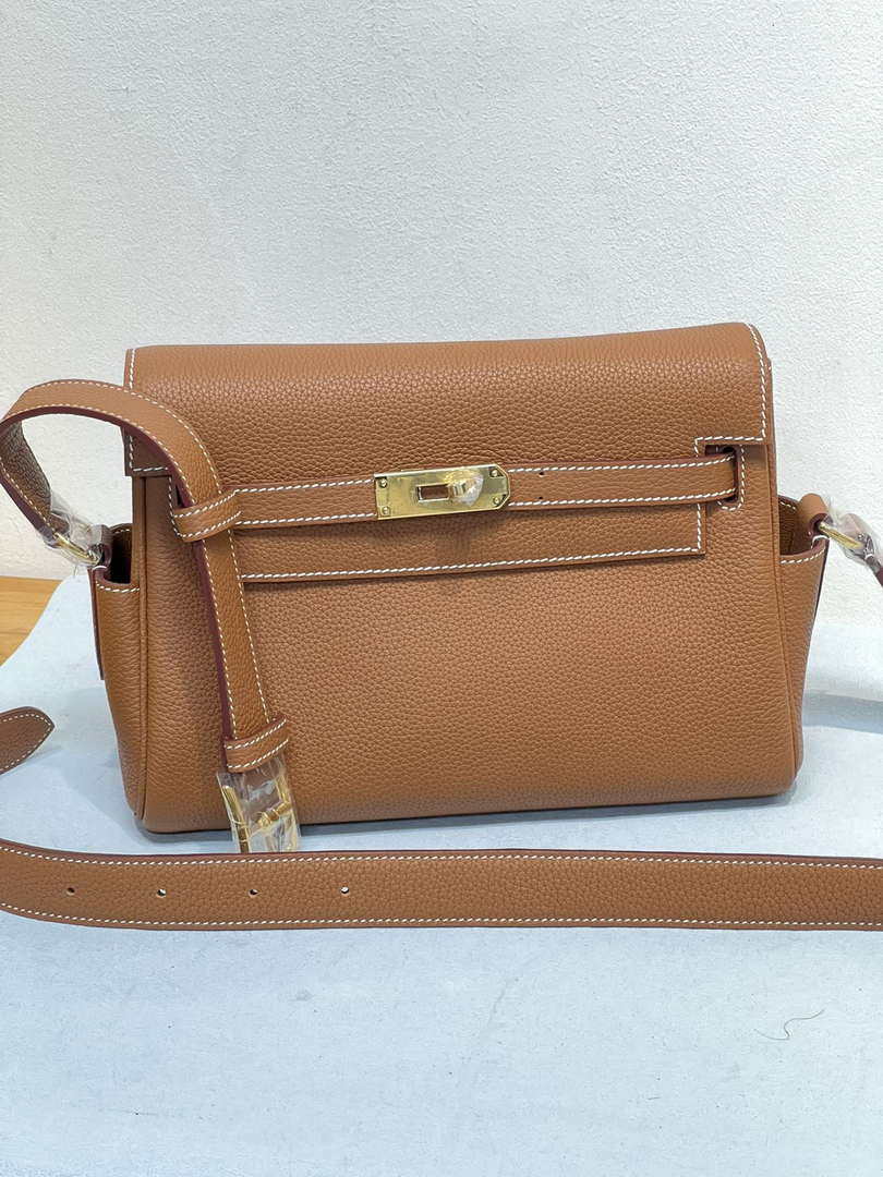 Hermes H084109CK25 Kelly Messager Shoulder Togo 25 bags Gold Brown