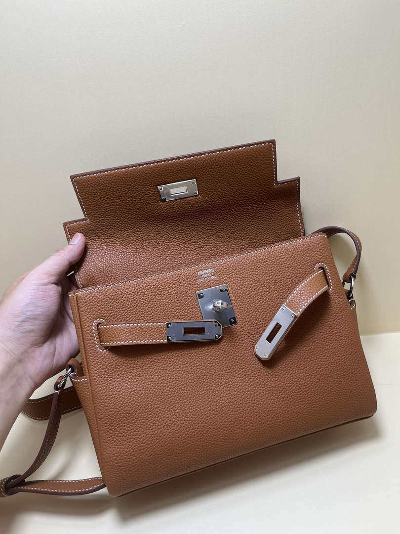 Hermes H084109CK25 Kelly Messager Shoulder Togo 25 bags Brown Silver