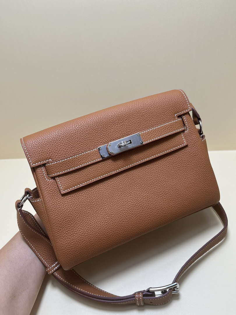 Hermes H084109CK25 Kelly Messager Shoulder Togo 25 bags Brown Silver