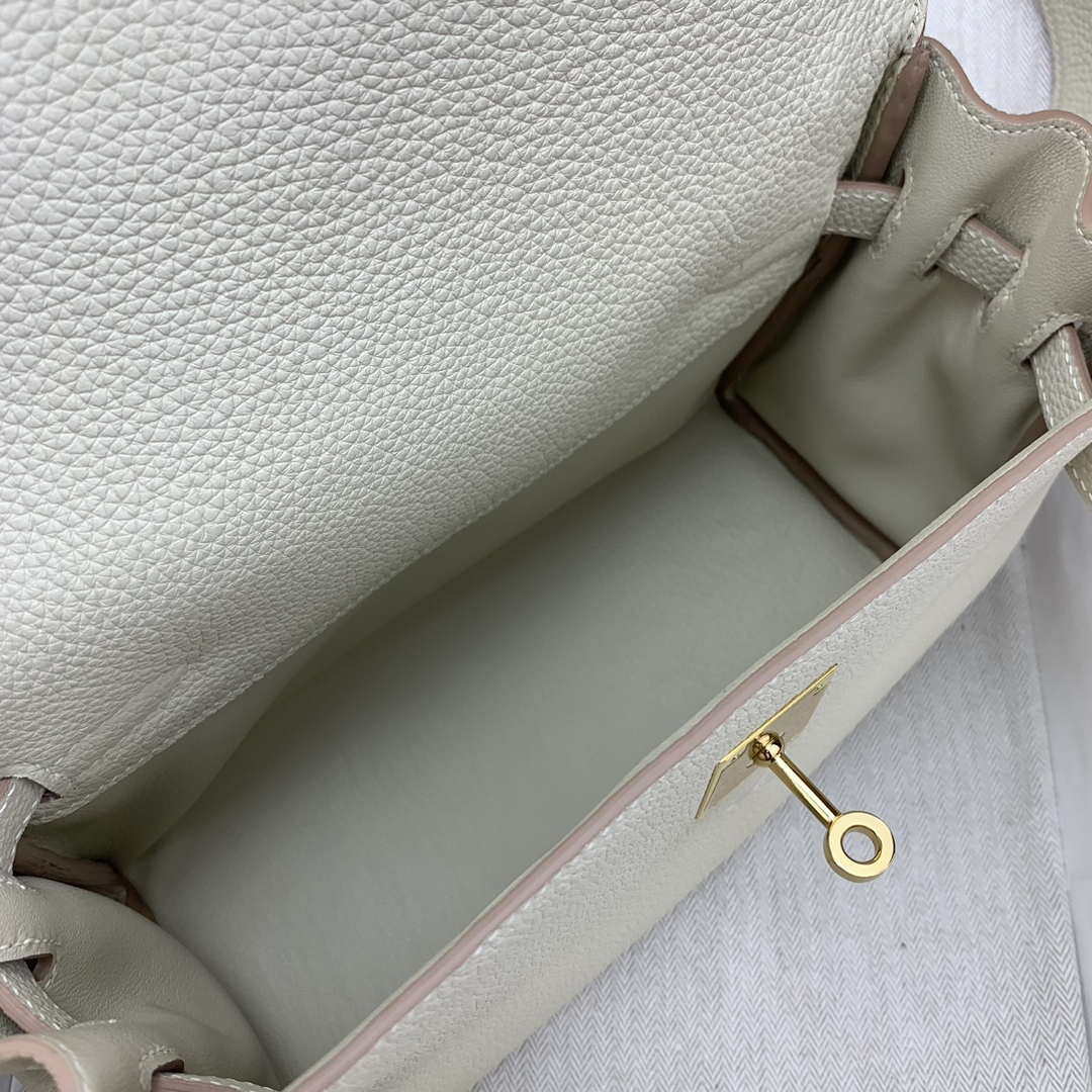 Hermes H084109CK25 Kelly Messager Shoulder Togo 25 bags White Gold