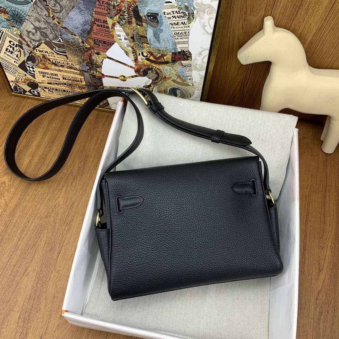 Hermes H084109CK25 Kelly Messager Shoulder Togo 25 bags Black Gold