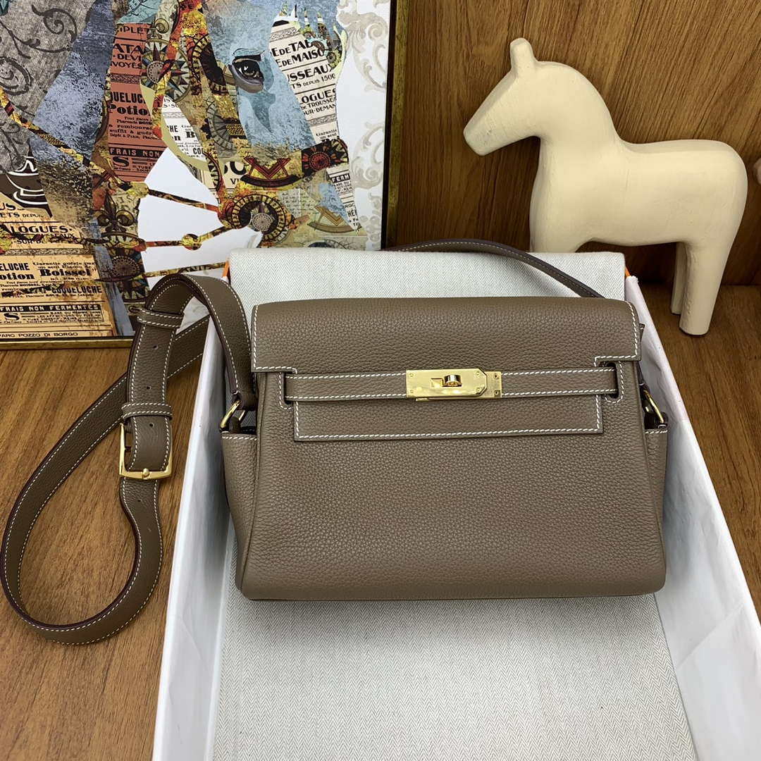 Hermes H084109CK25 Kelly Messager Shoulder Togo 25 bags Elephant Gray Gold