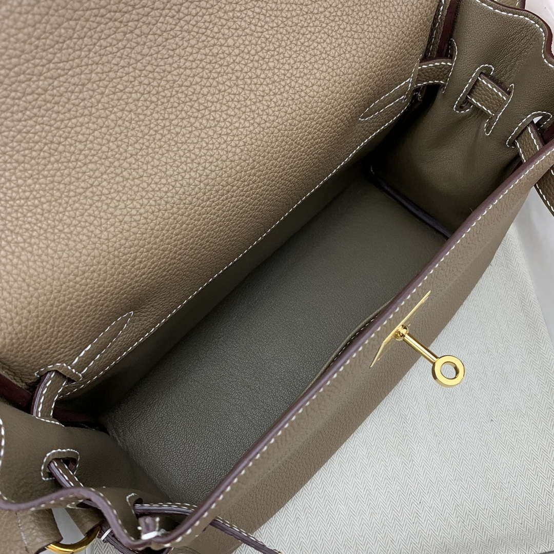 Hermes H084109CK25 Kelly Messager Shoulder Togo 25 bags Elephant Gray Gold