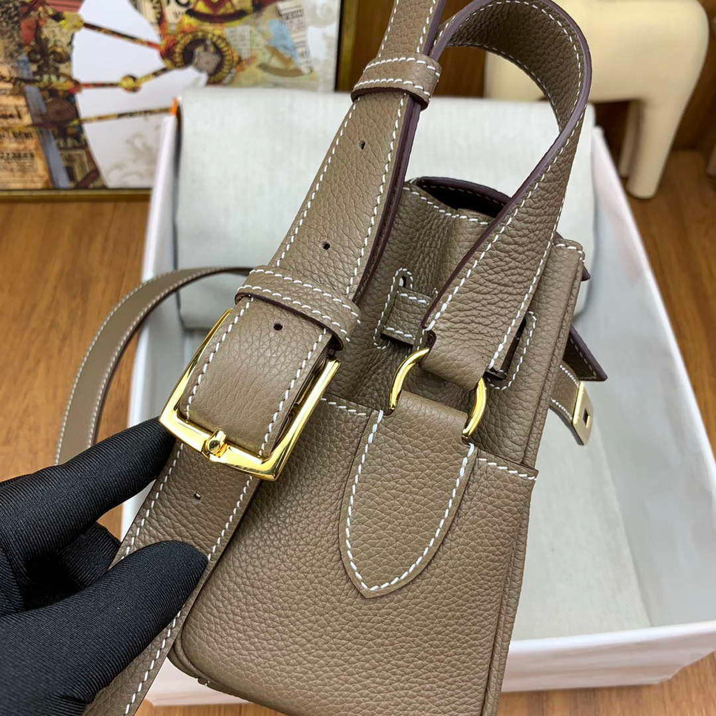 Hermes H084109CK25 Kelly Messager Shoulder Togo 25 bags Elephant Gray Gold