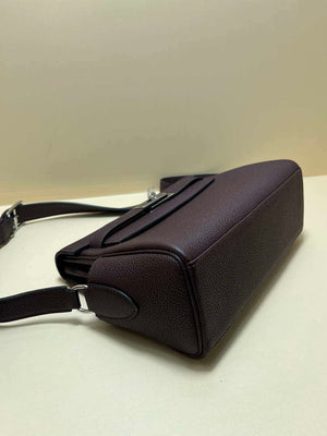 Hermes H084109CK25 Kelly Messager Shoulder Togo 25 bags Saddle Red - Default Title - View 6