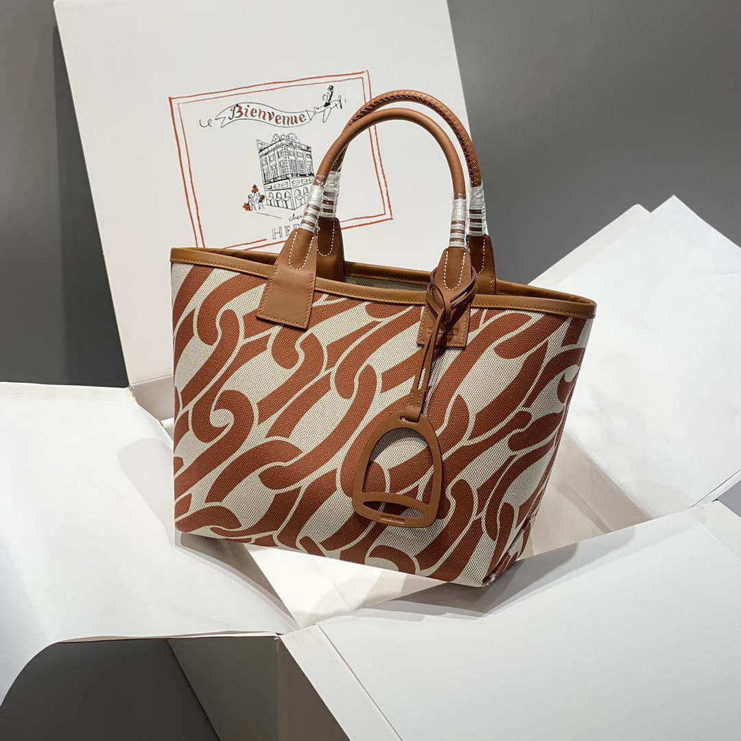Hermes H084532CKAB Steeple 28 bag H320006 Shopping Tote