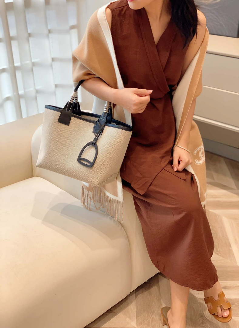 Hermes H084532CKAB Steeple 28 bag H320011 Shopping Tote