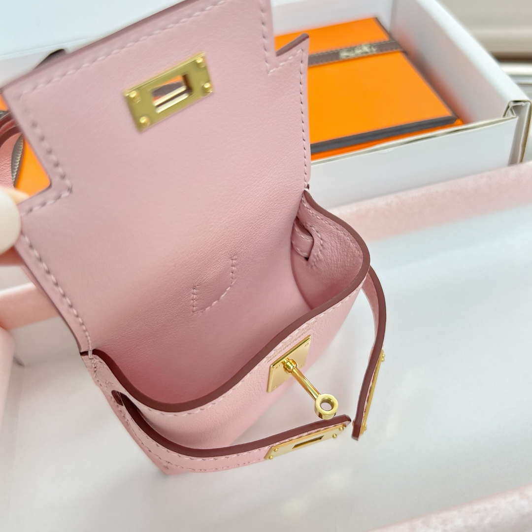 Hermes H084665CK0U Kellyfestival charm Kelly bag charm in Swift calfskin H88902