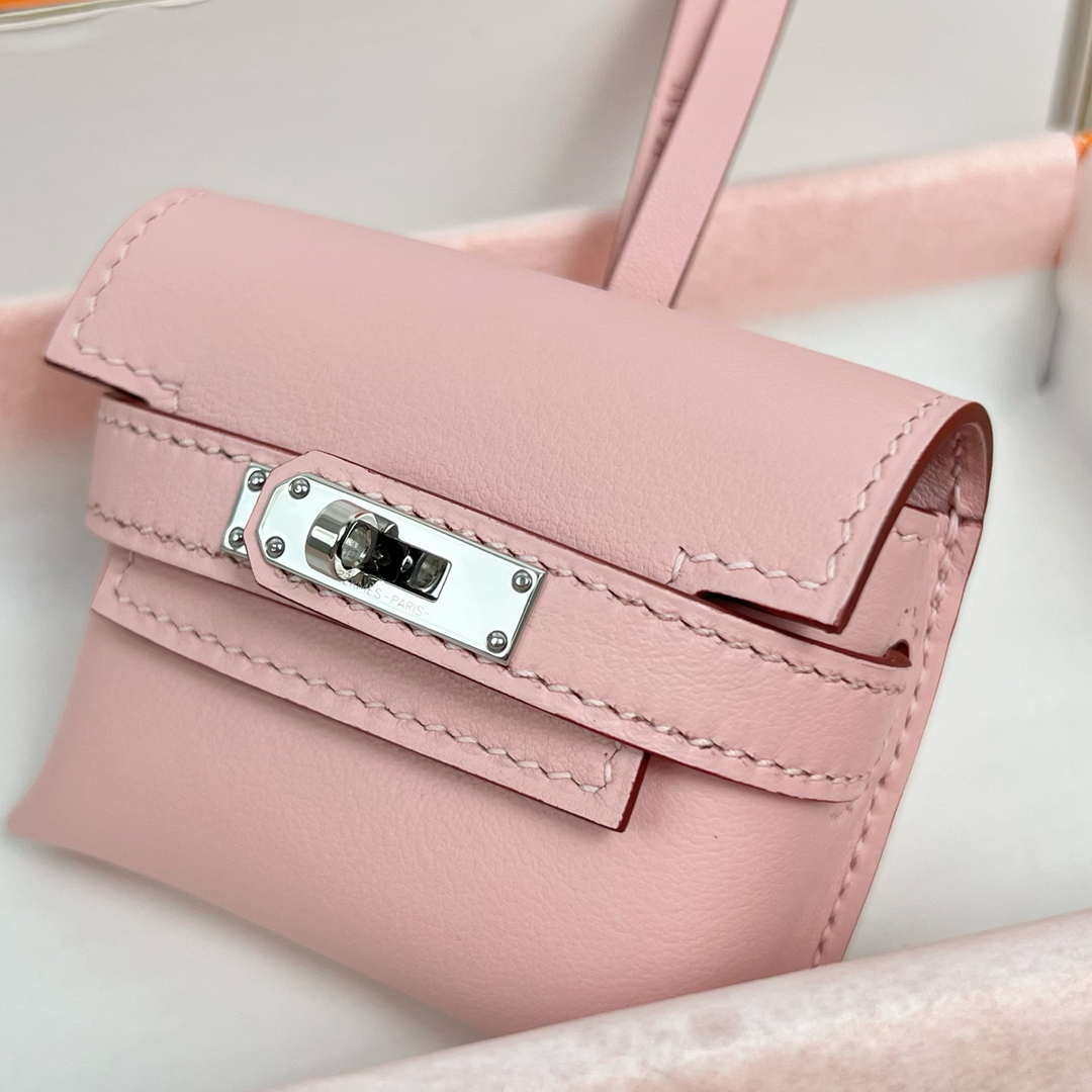Hermes H084665CK0U Kellyfestival charm Kelly bag charm in Swift calfskin H88902