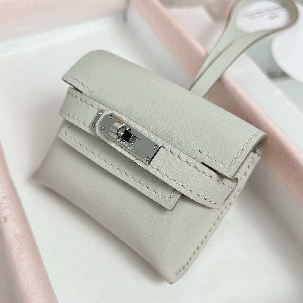 Hermes H084665CK0U Kellyfestival charm Kelly bag charm in Swift calfskin H88903