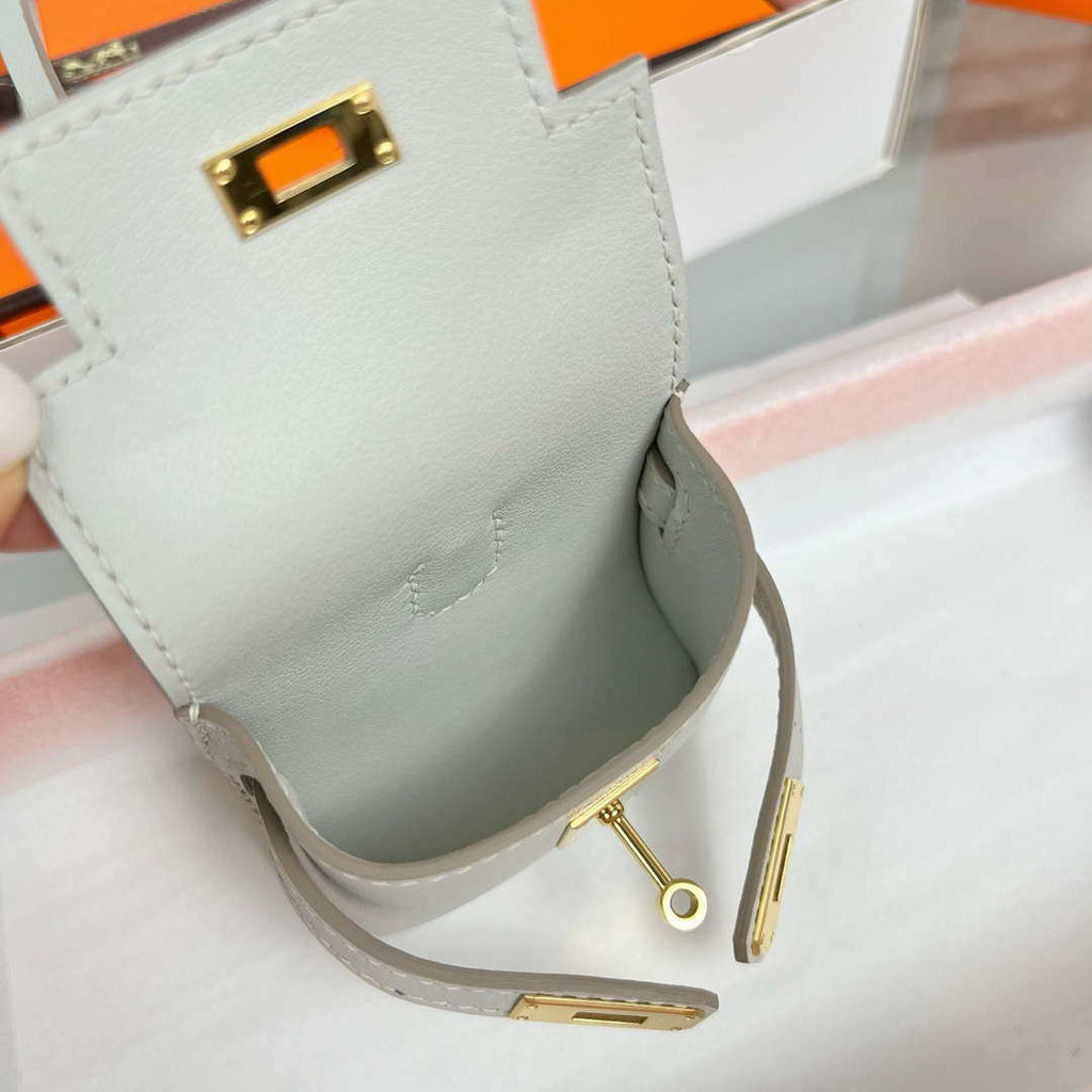 Hermes H084665CK0U Kellyfestival charm Kelly bag charm in Swift calfskin H88903