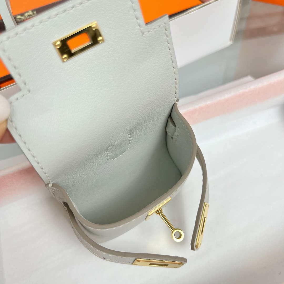 Hermes H084665CK0U Kellyfestival charm Kelly bag charm in Swift calfskin H88903
