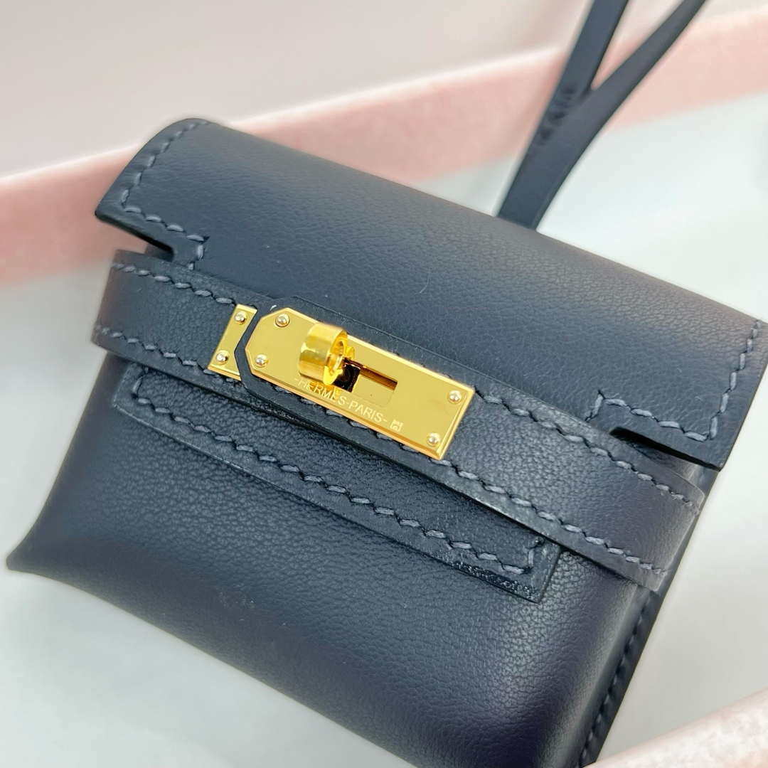 Hermes H084665CK0U Kellyfestival charm Kelly bag charm in Swift calfskin H88900