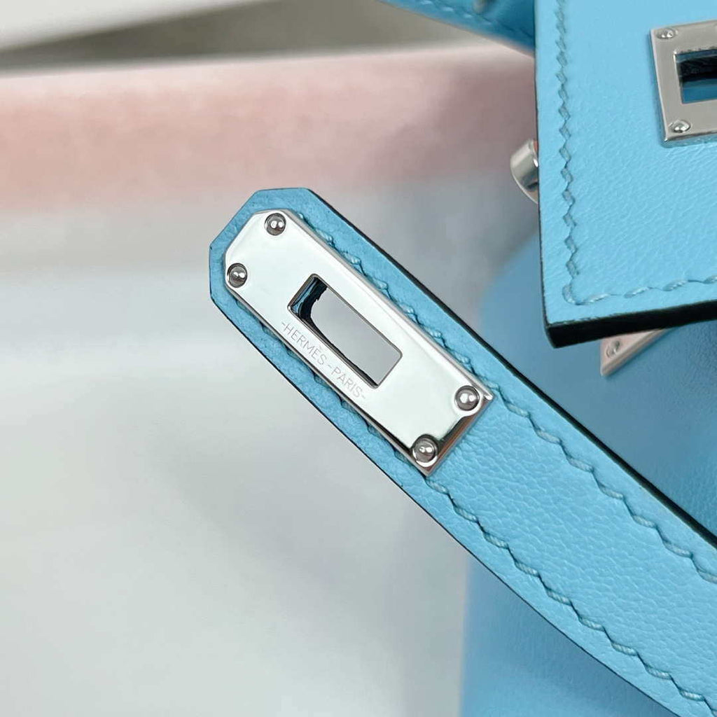 Hermes H084665CK0U Kellyfestival charm Kelly bag charm in Swift calfskin H88905