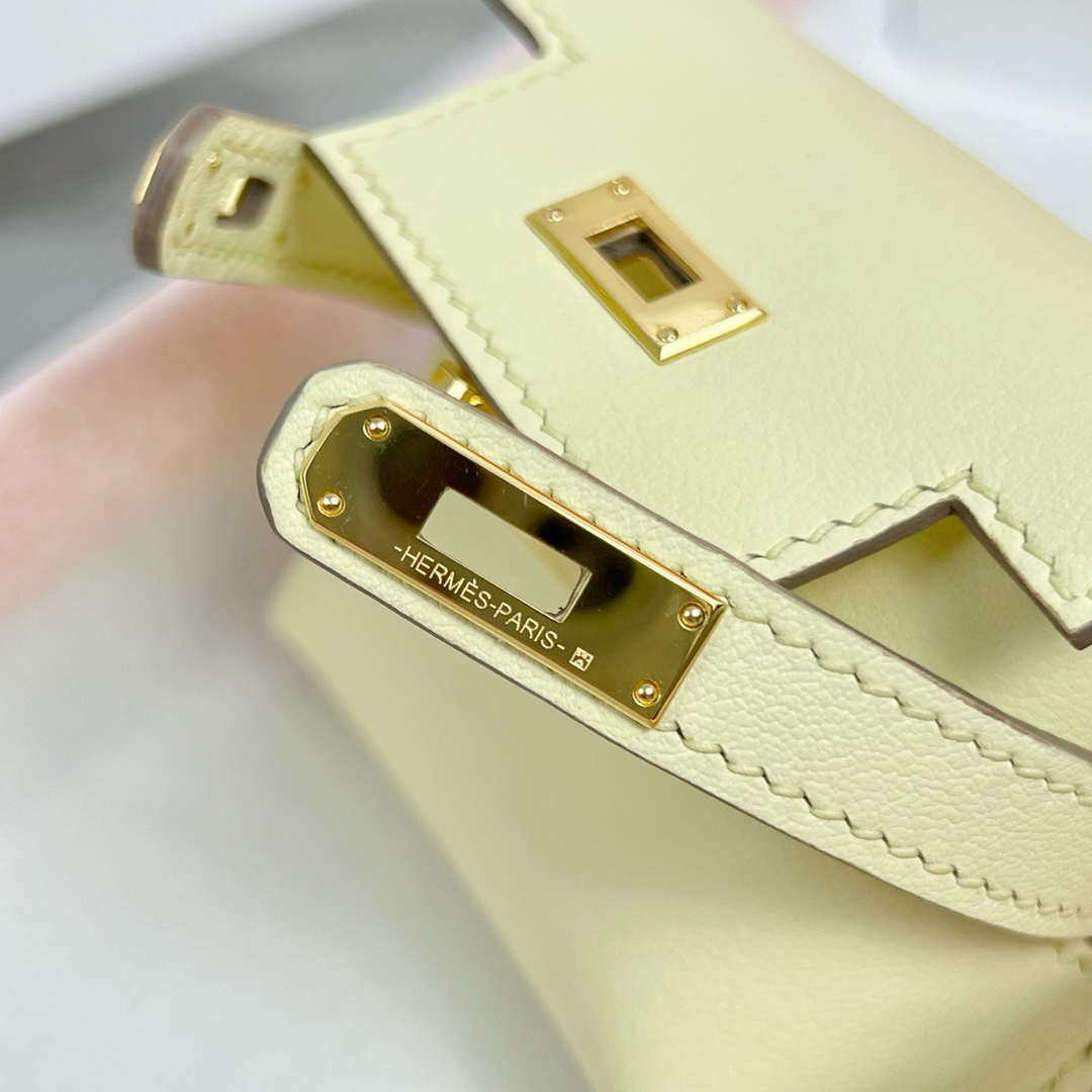 Hermes H084665CK0U Kellyfestival charm Kelly bag charm in Swift calfskin H88907