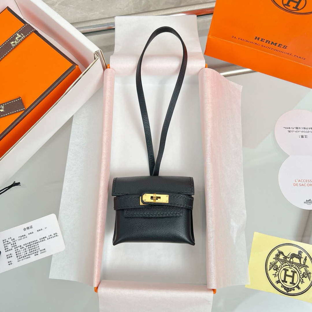 Hermes H084665CK0U Kellyfestival charm Kelly bag charm in Swift calfskin H88908