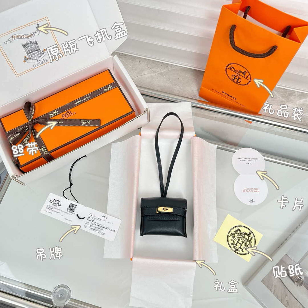 Hermes H084665CK0U Kellyfestival charm Kelly bag charm in Swift calfskin H88908