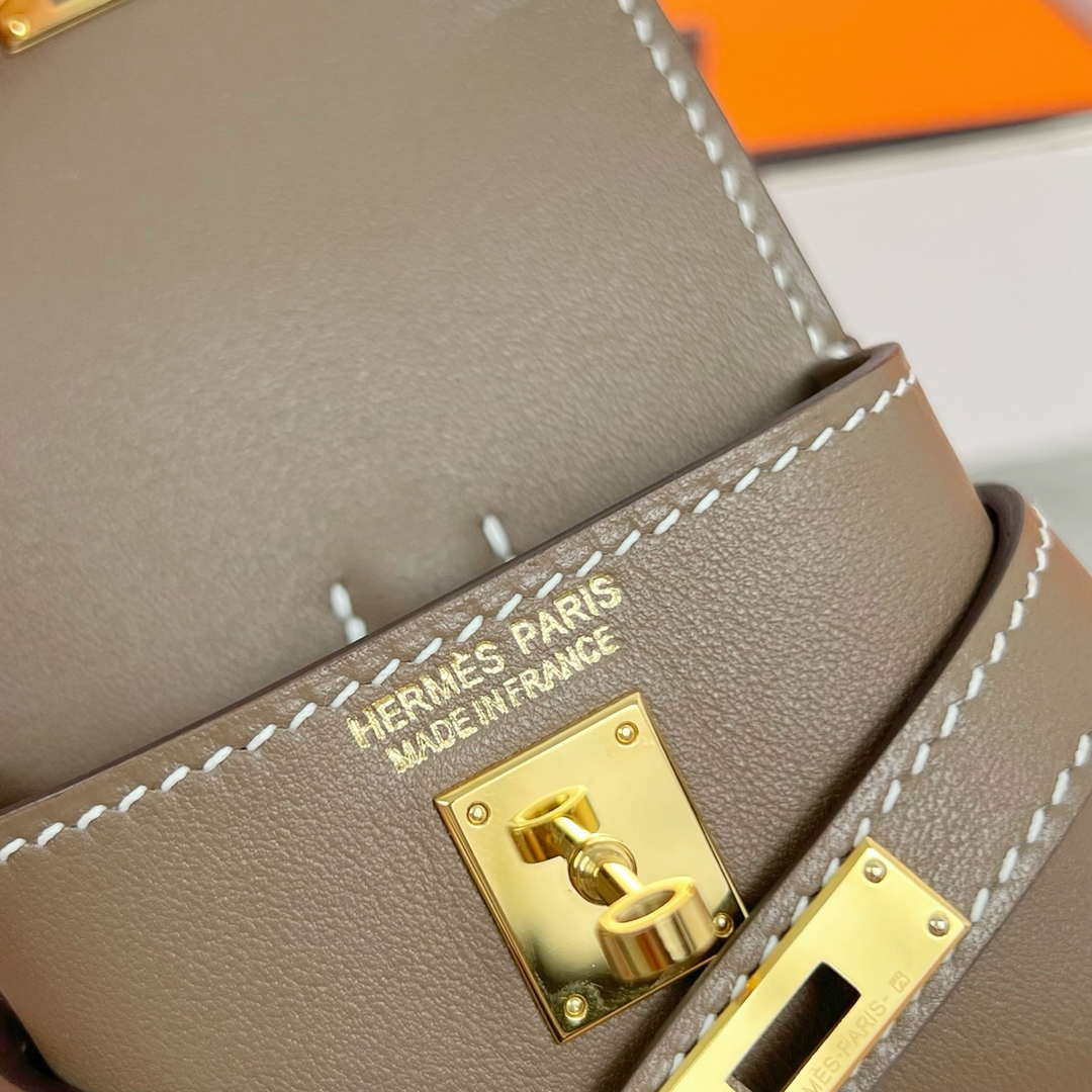 Hermes H084665CK0U Kellyfestival charm Kelly bag charm in Swift calfskin H88909