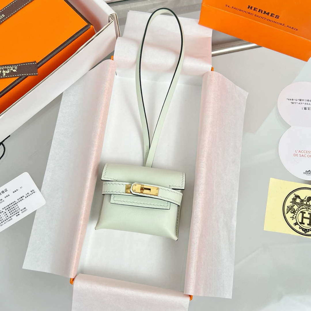 Hermes H084665CK0U Kellyfestival charm Kelly bag charm in Swift calfskin H88911