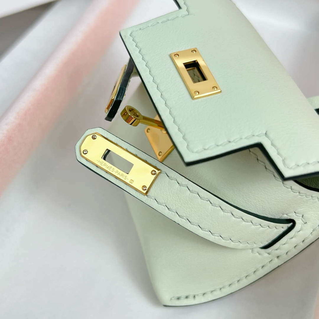 Hermes H084665CK0U Kellyfestival charm Kelly bag charm in Swift calfskin H88911