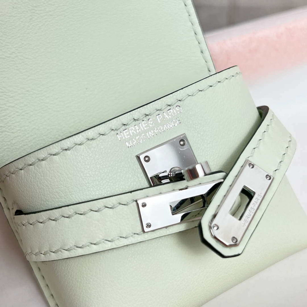 Hermes H084665CK0U Kellyfestival charm Kelly bag charm in Swift calfskin H88911