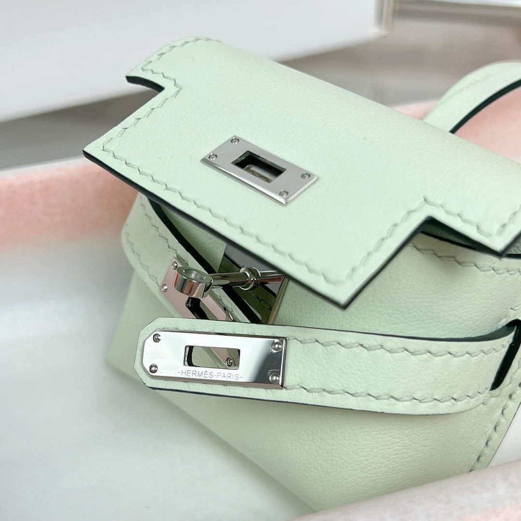 Hermes H084665CK0U Kellyfestival charm Kelly bag charm in Swift calfskin H88911
