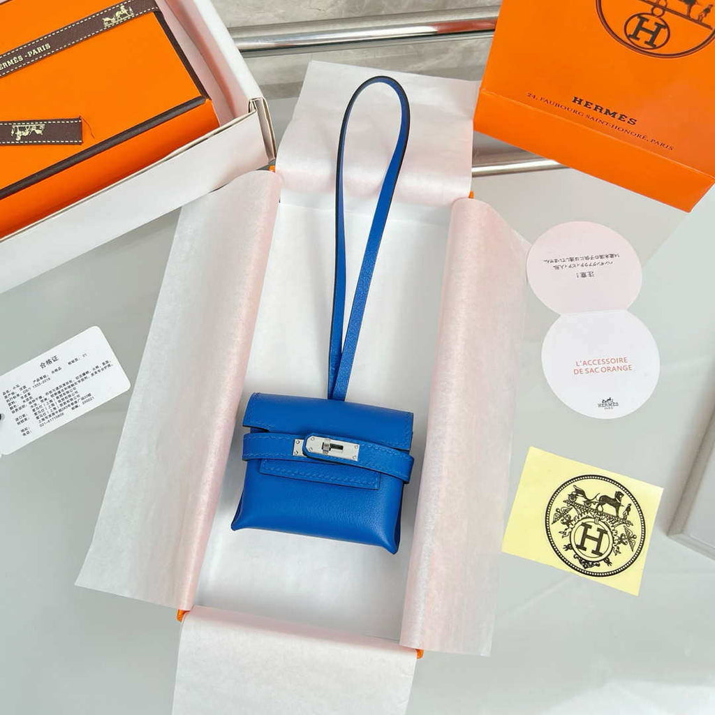 Hermes H084665CK0U Kellyfestival charm Kelly bag charm in Swift calfskin H88912