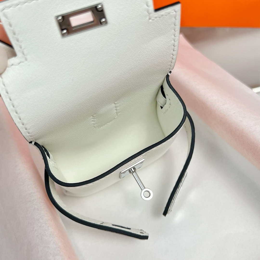 Hermes H084665CK0U Kellyfestival charm Kelly bag charm in Swift calfskin H88913