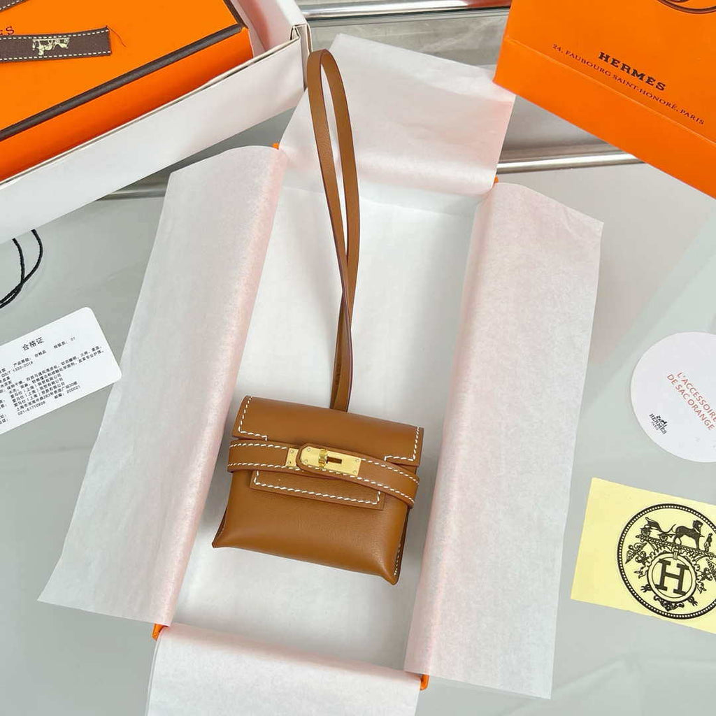 Hermes H084665CK0U Kellyfestival charm Kelly bag charm in Swift calfskin H88914